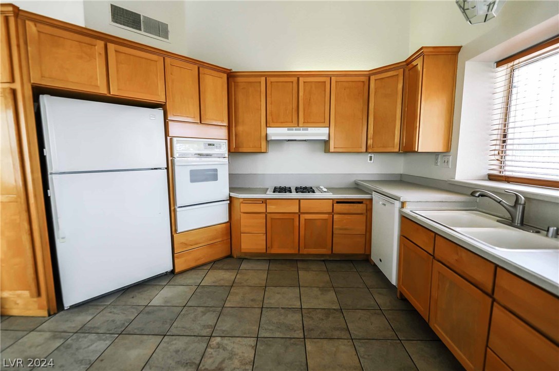 5260 Coral Vine Way
