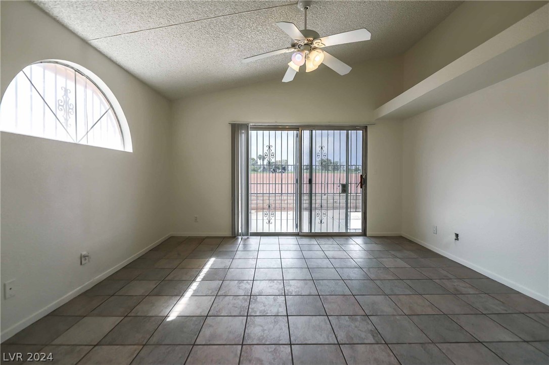 5260 Coral Vine Way