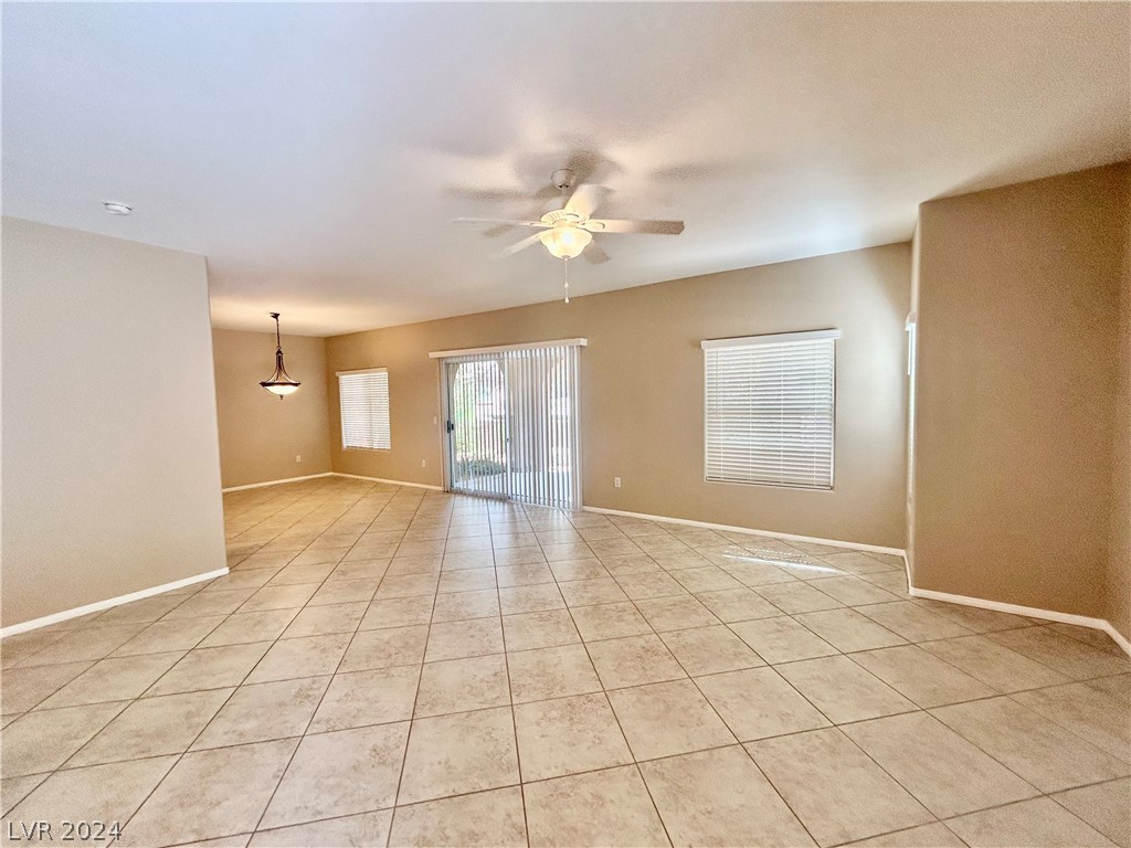 11835 Portina Drive 1023