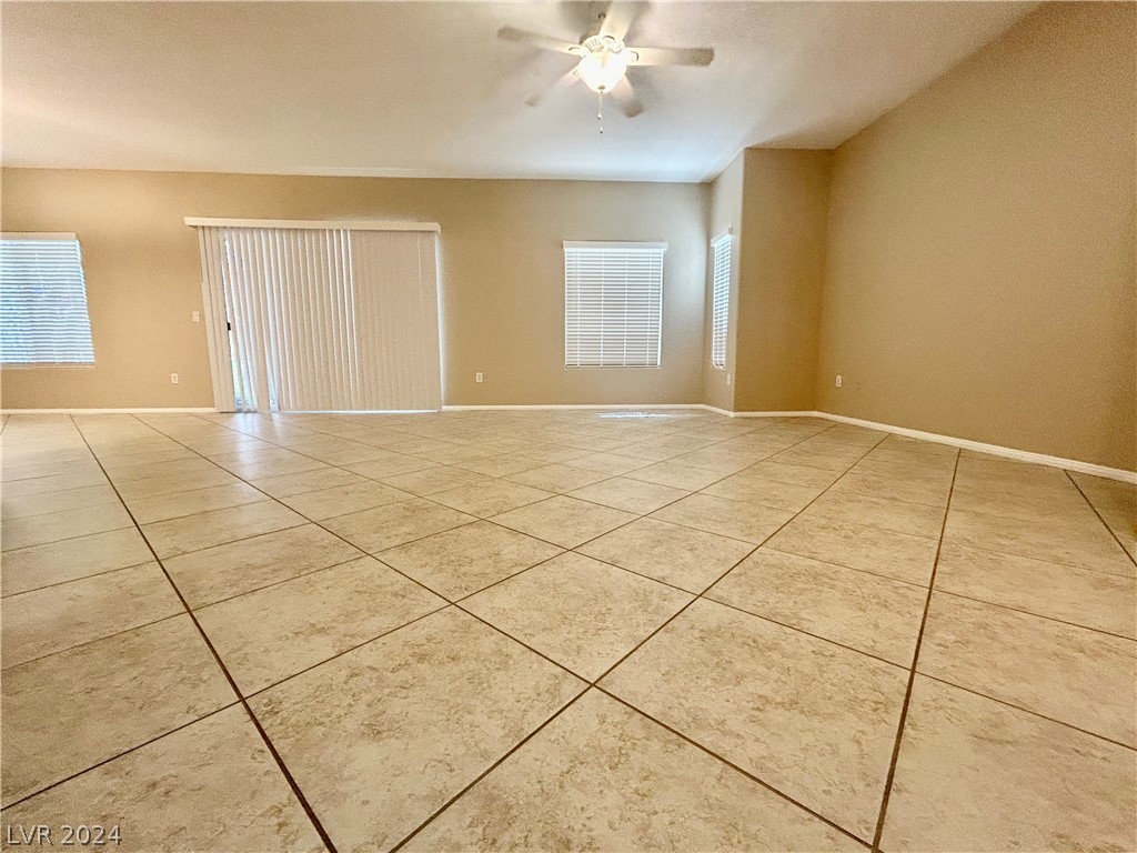 11835 Portina Drive 1023