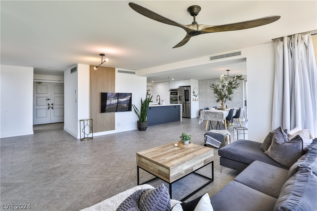 3111 Bel Air Drive 20G