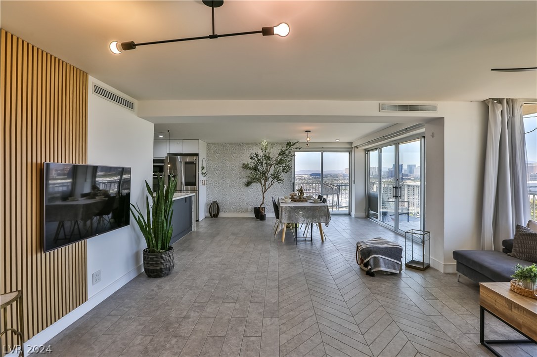 3111 Bel Air Drive 20G