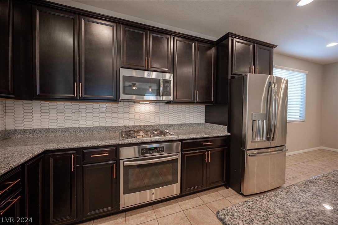 6511 Fog Creek Street