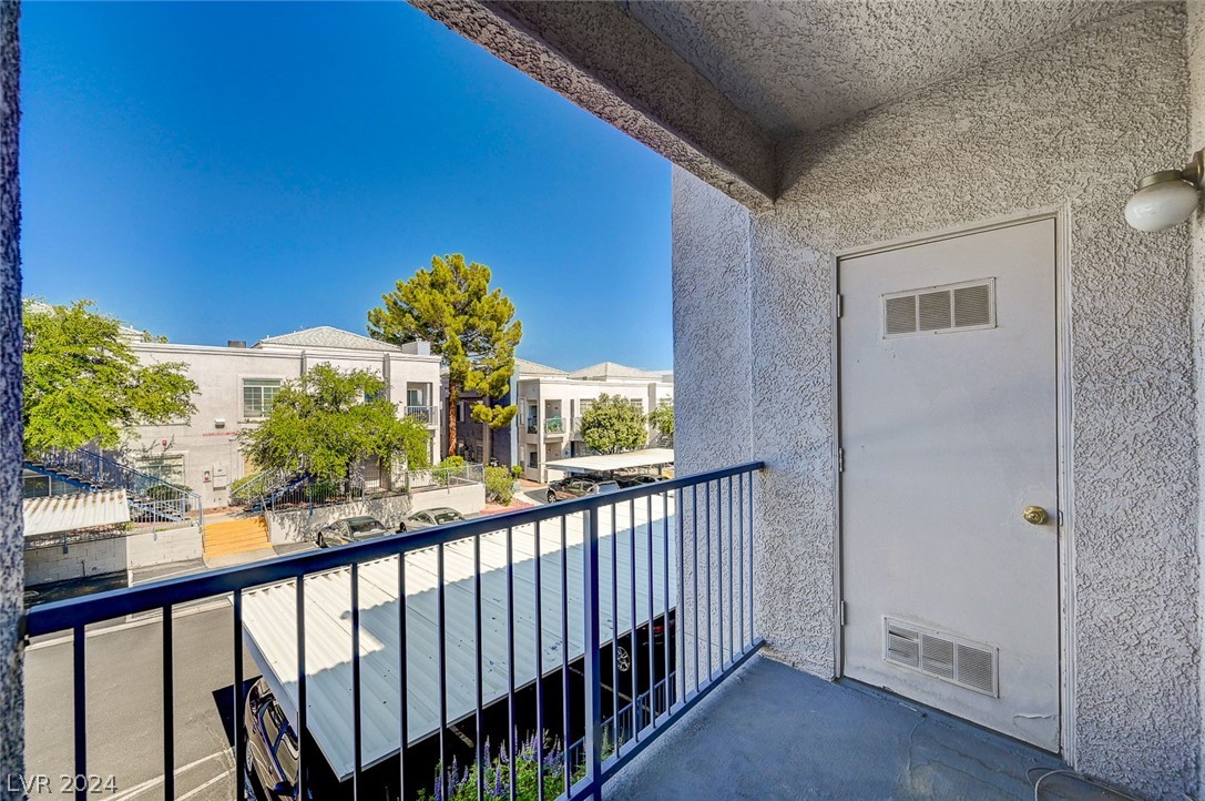 2201 Ramsgate Drive 327