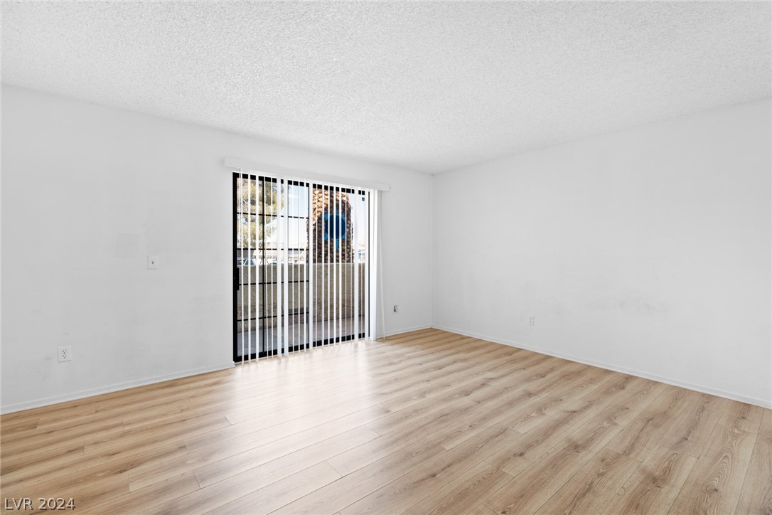 2080 Karen Avenue 36