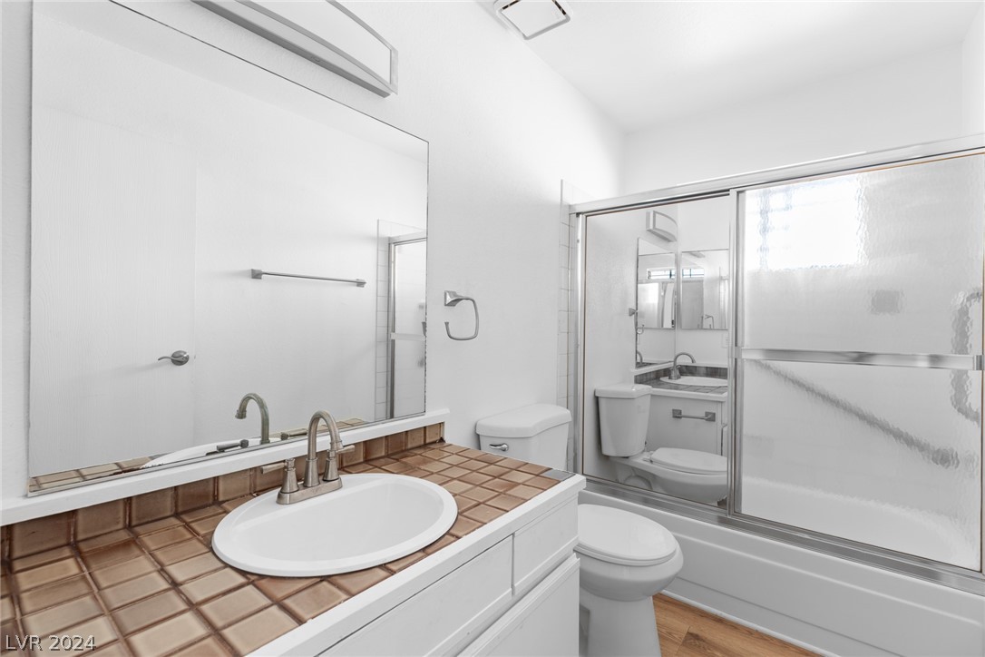 2080 Karen Avenue 36