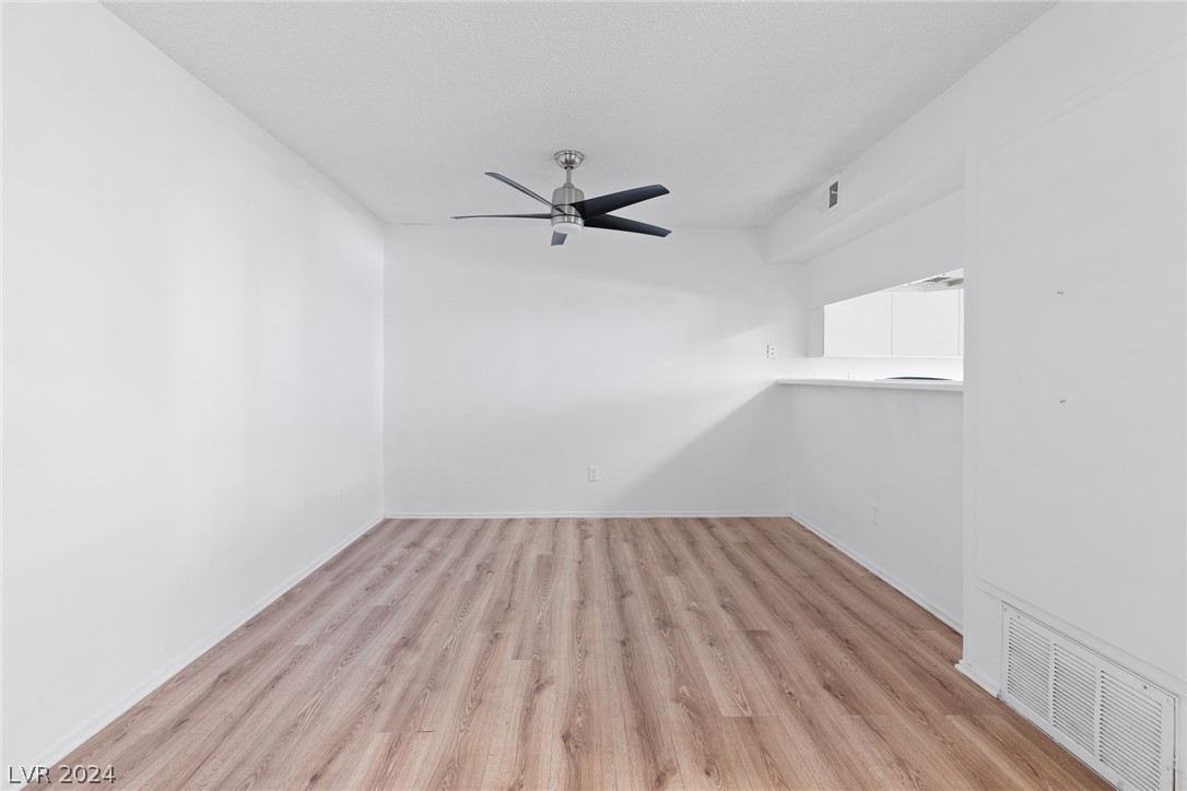 2080 Karen Avenue 36