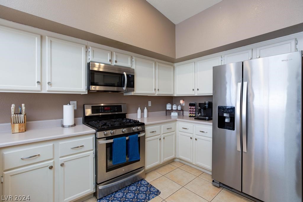 4800 Grey Wolf Lane 204