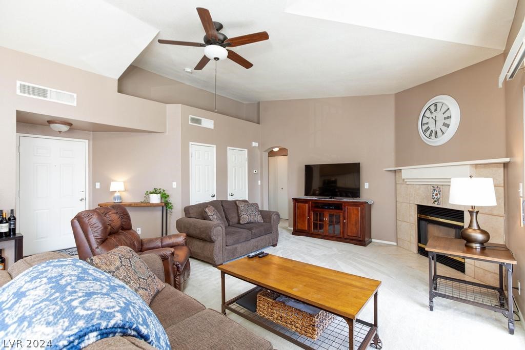 4800 Grey Wolf Lane 204