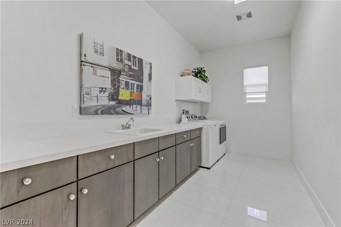 8542 Wolf Mountain Court