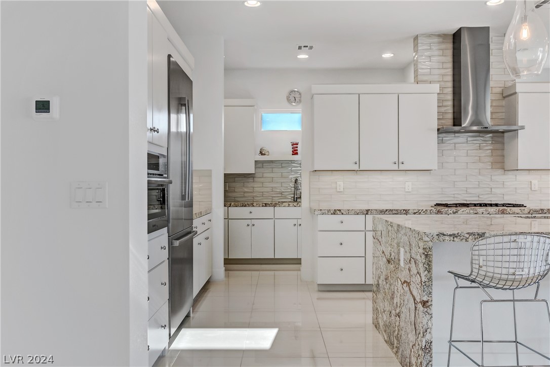 8542 Wolf Mountain Court
