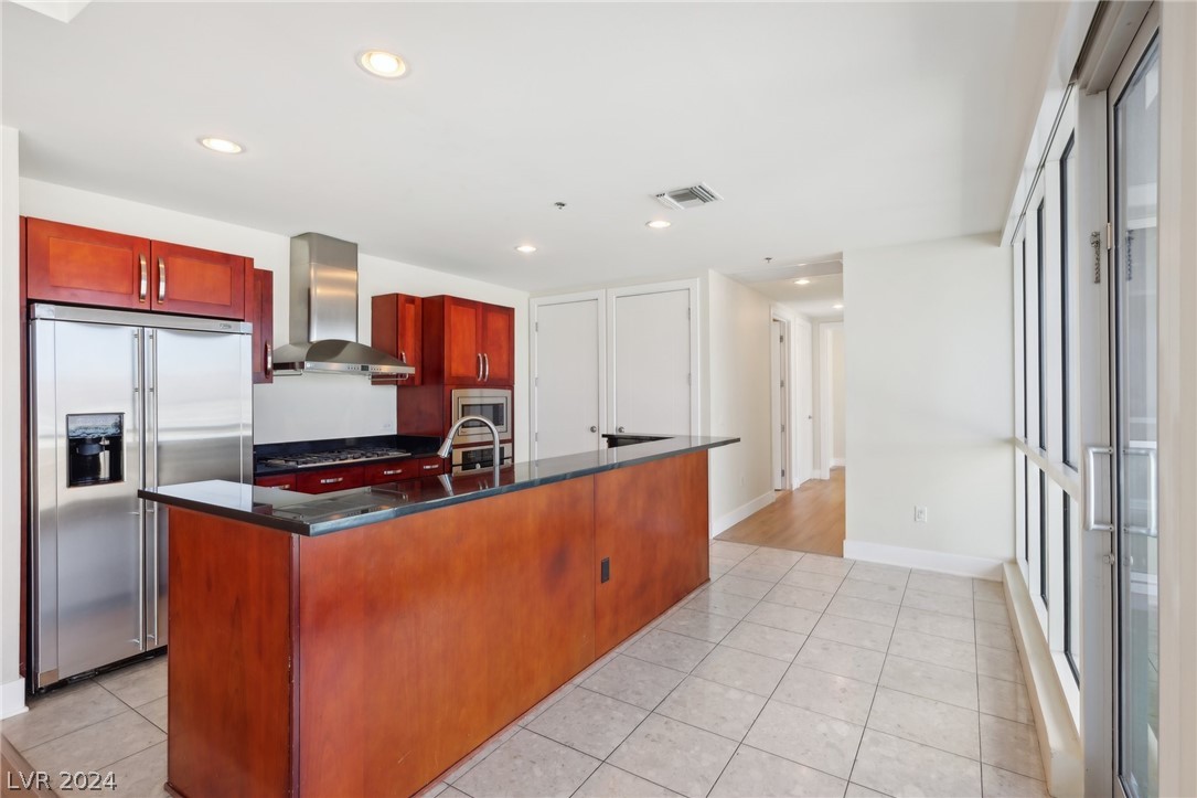 4575 Dean Martin Drive 1008