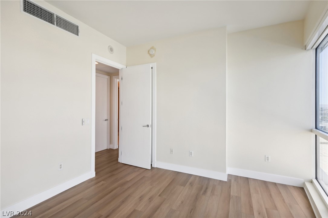 4575 Dean Martin Drive 1008