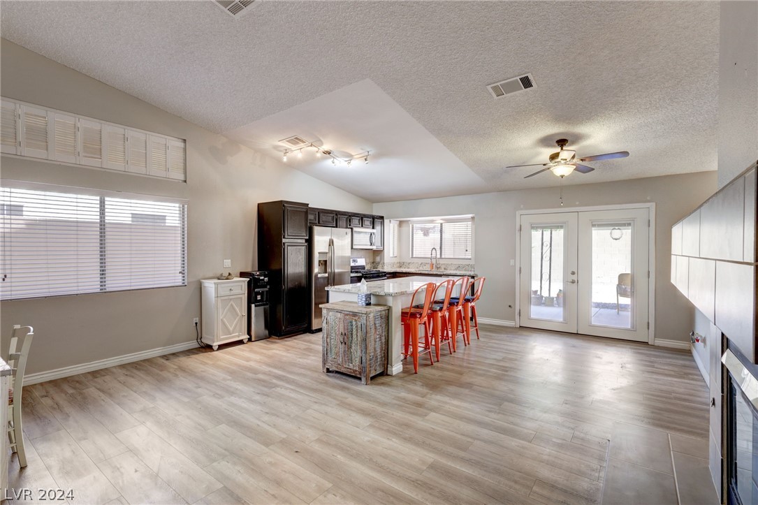 223 Comanche Place