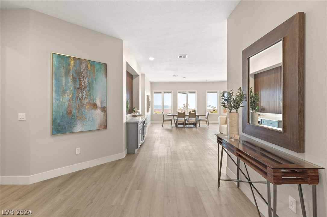 2276 Aztec Ruin Way