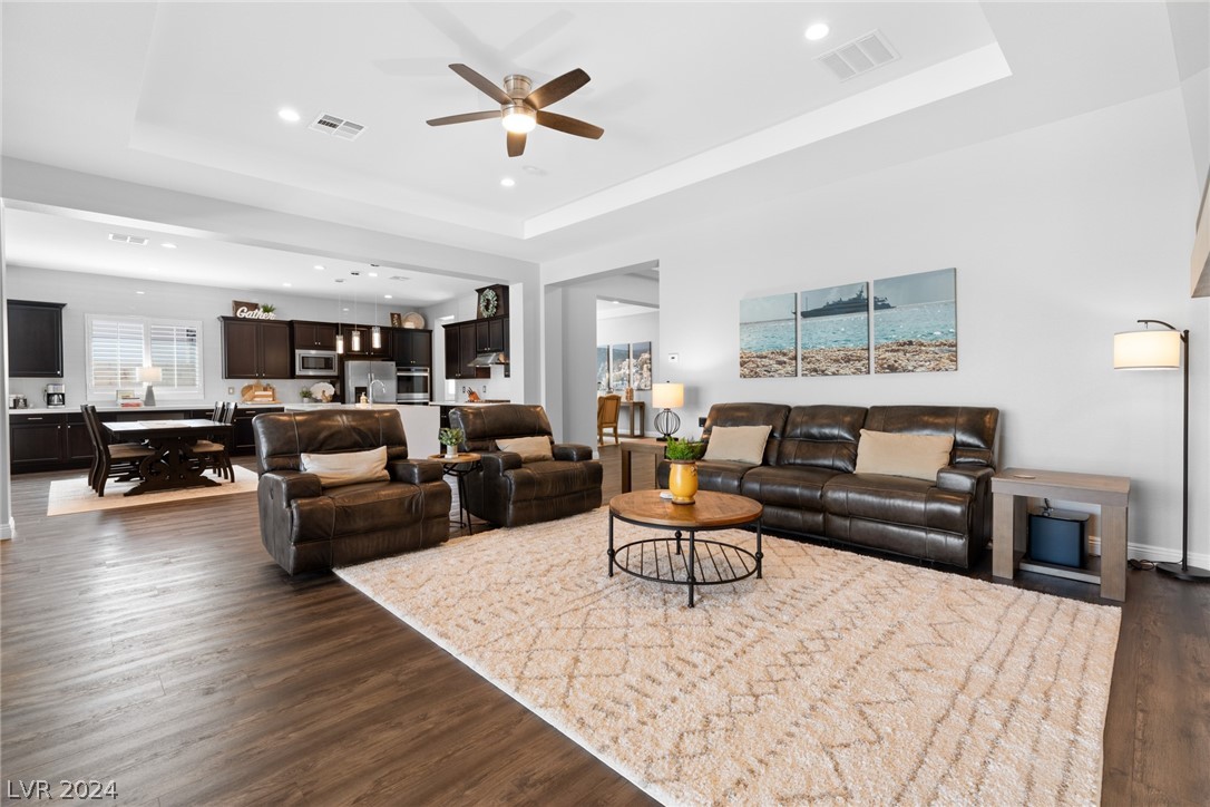 268 Tarragona Breeze Avenue
