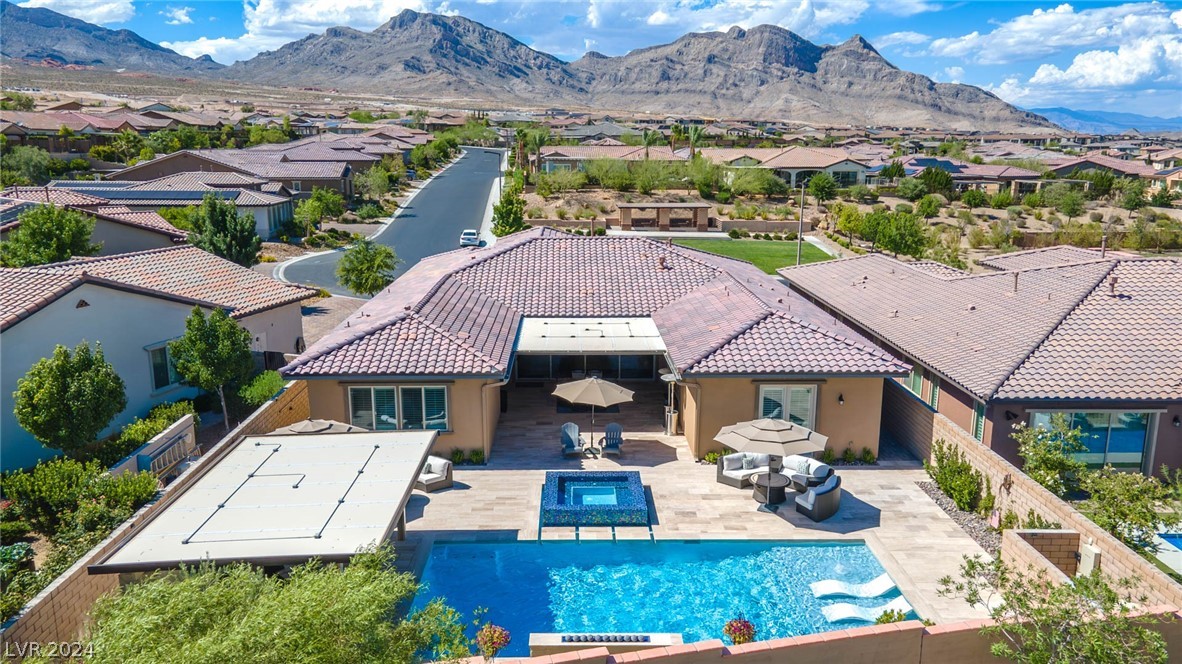 268 Tarragona Breeze Avenue