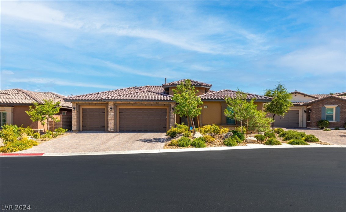 268 Tarragona Breeze Avenue