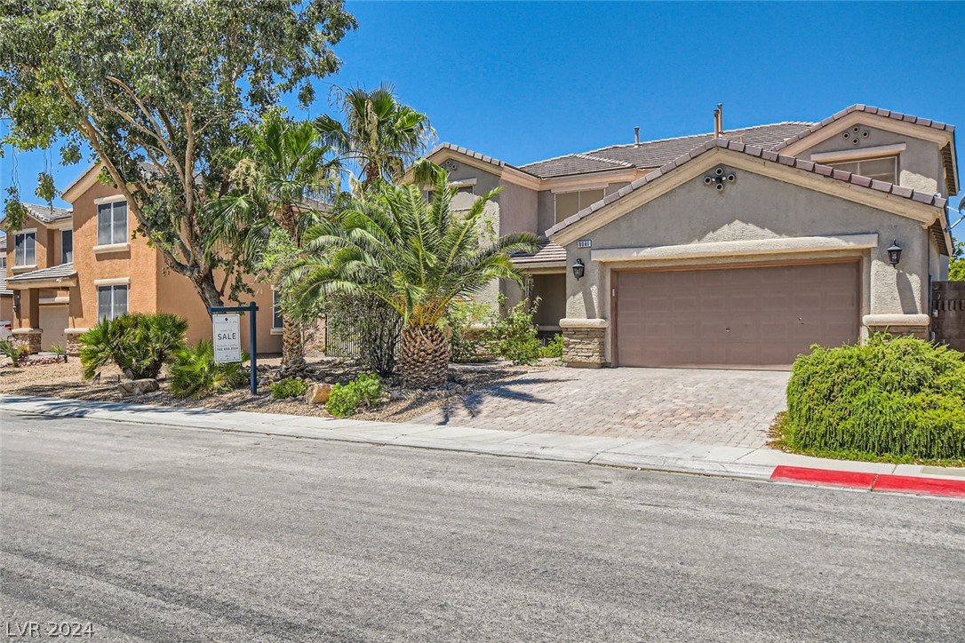 8041 Redbud Vine Street