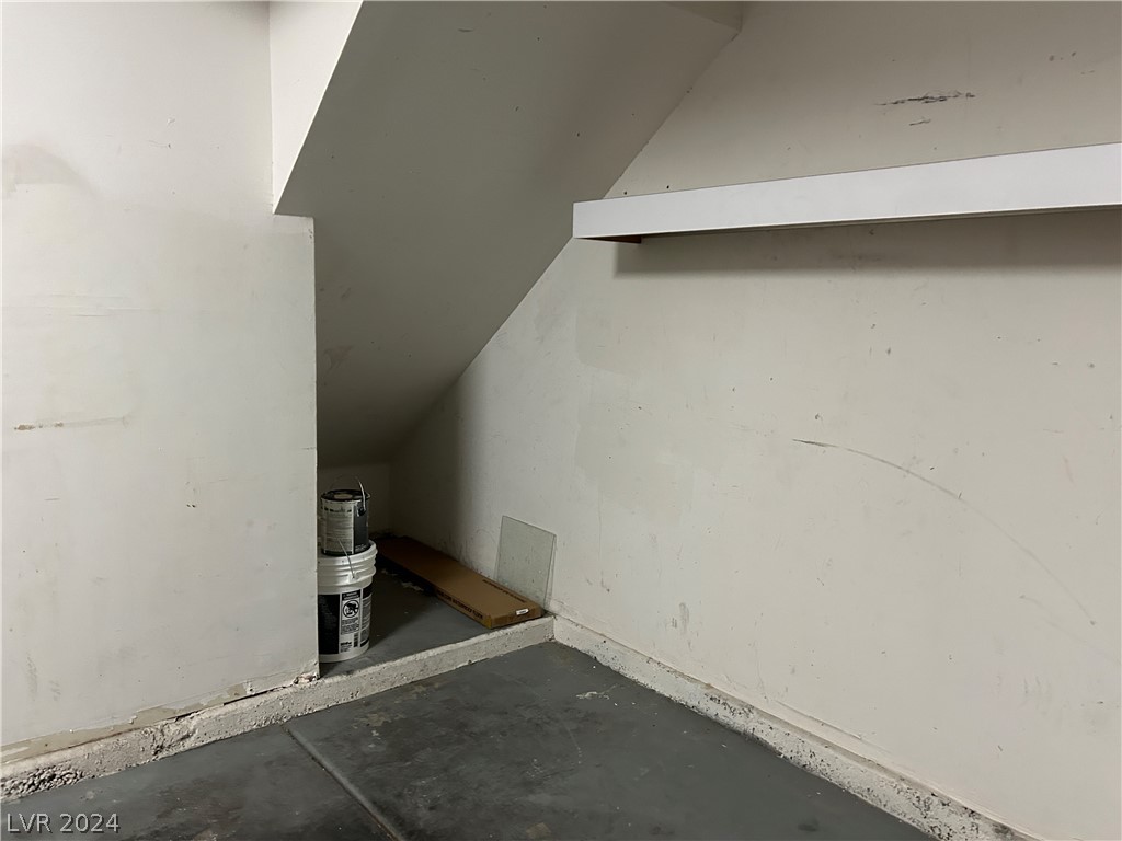 10019 CAPISTRELLO Avenue 0