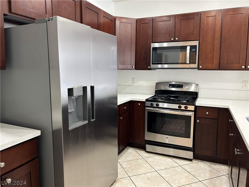 10019 CAPISTRELLO Avenue 0