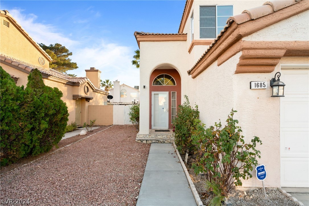 1685 Autumn Rust Drive