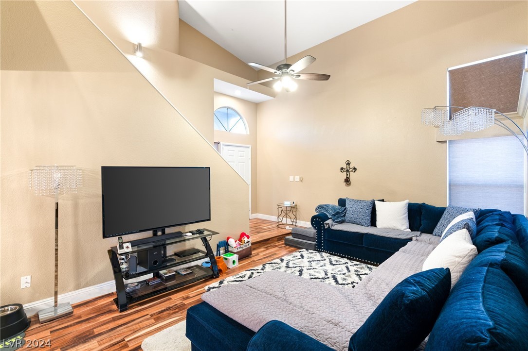 1685 Autumn Rust Drive
