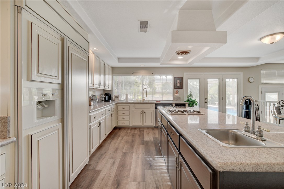 2404 Legacy Island Circle
