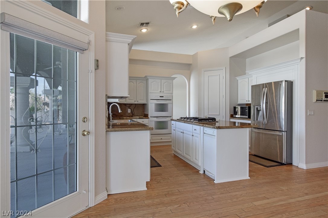 1720 CHARLES LAM Court