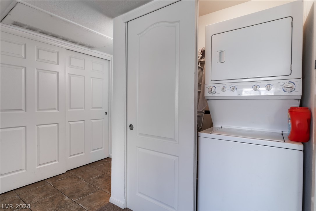 2100 Jetty Rock Drive 204