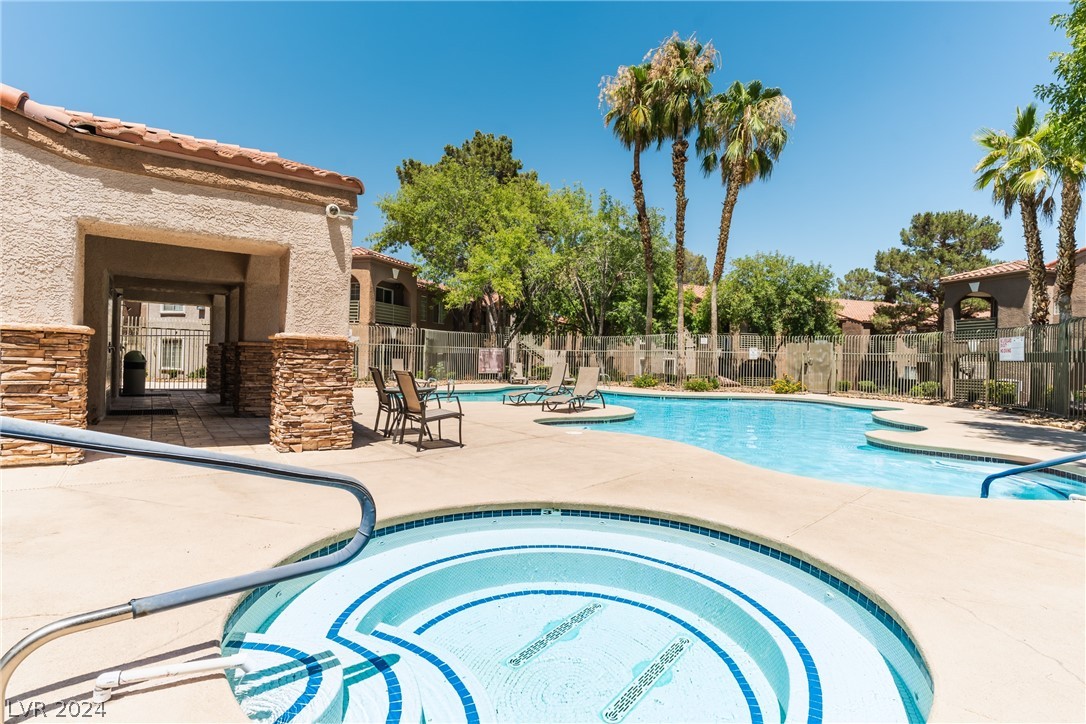 2100 Jetty Rock Drive 204