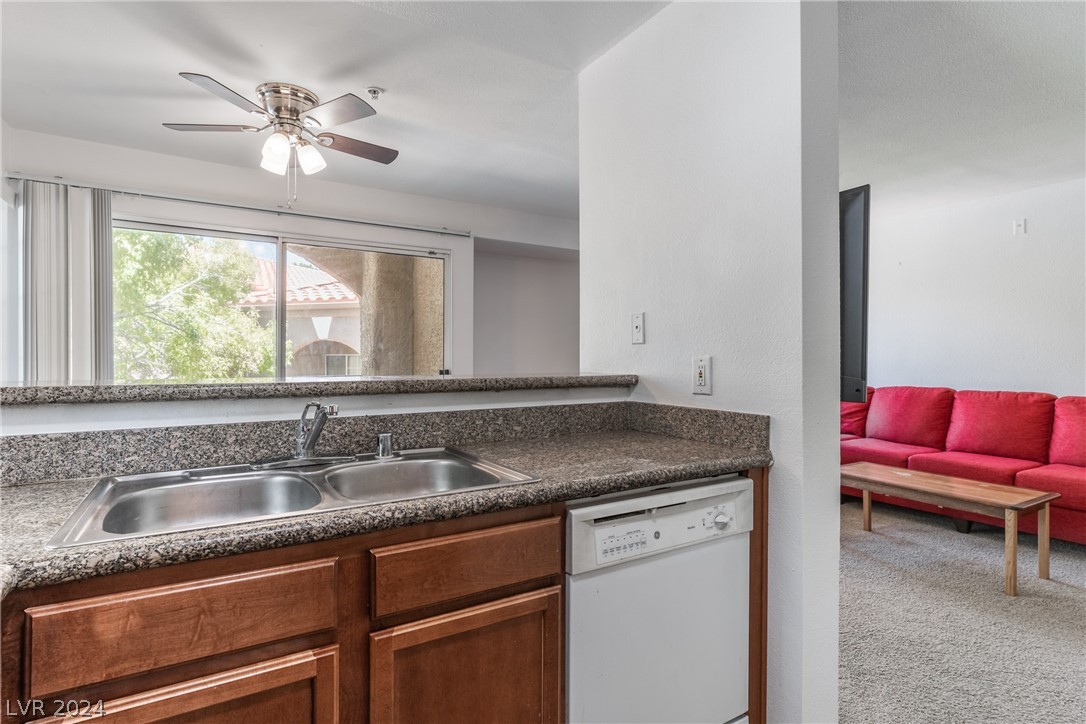 2100 Jetty Rock Drive 204