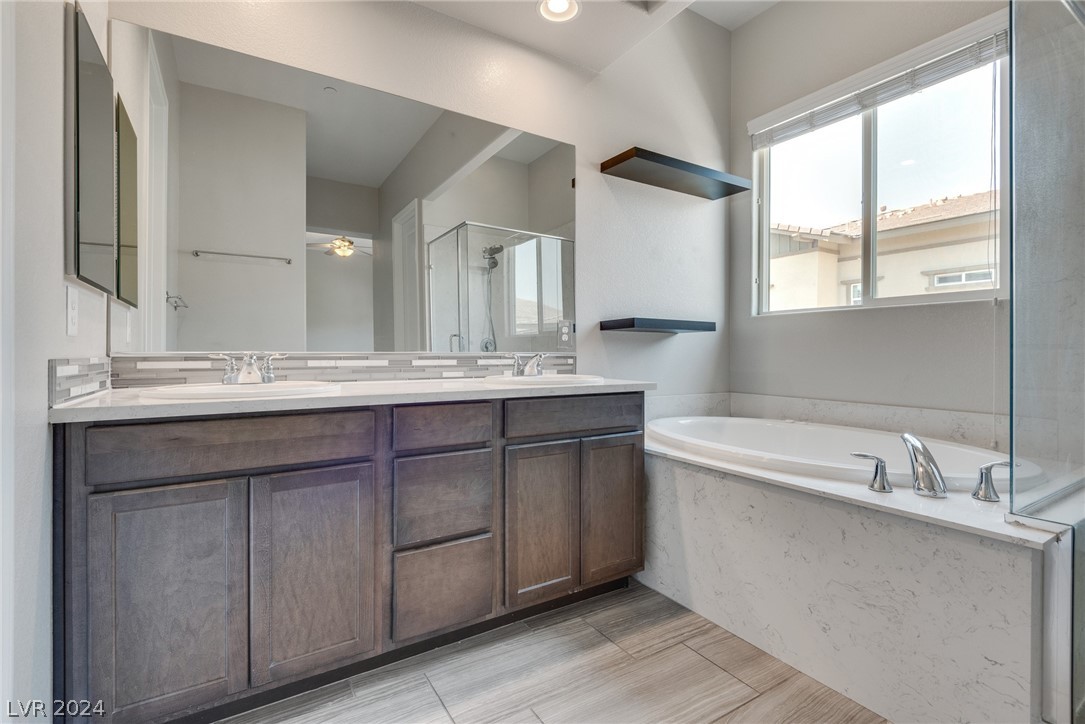 10372 Pescado Lane