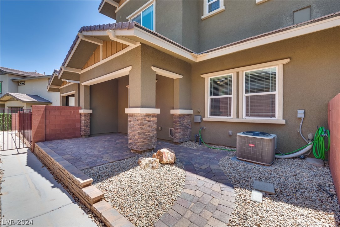 10372 Pescado Lane