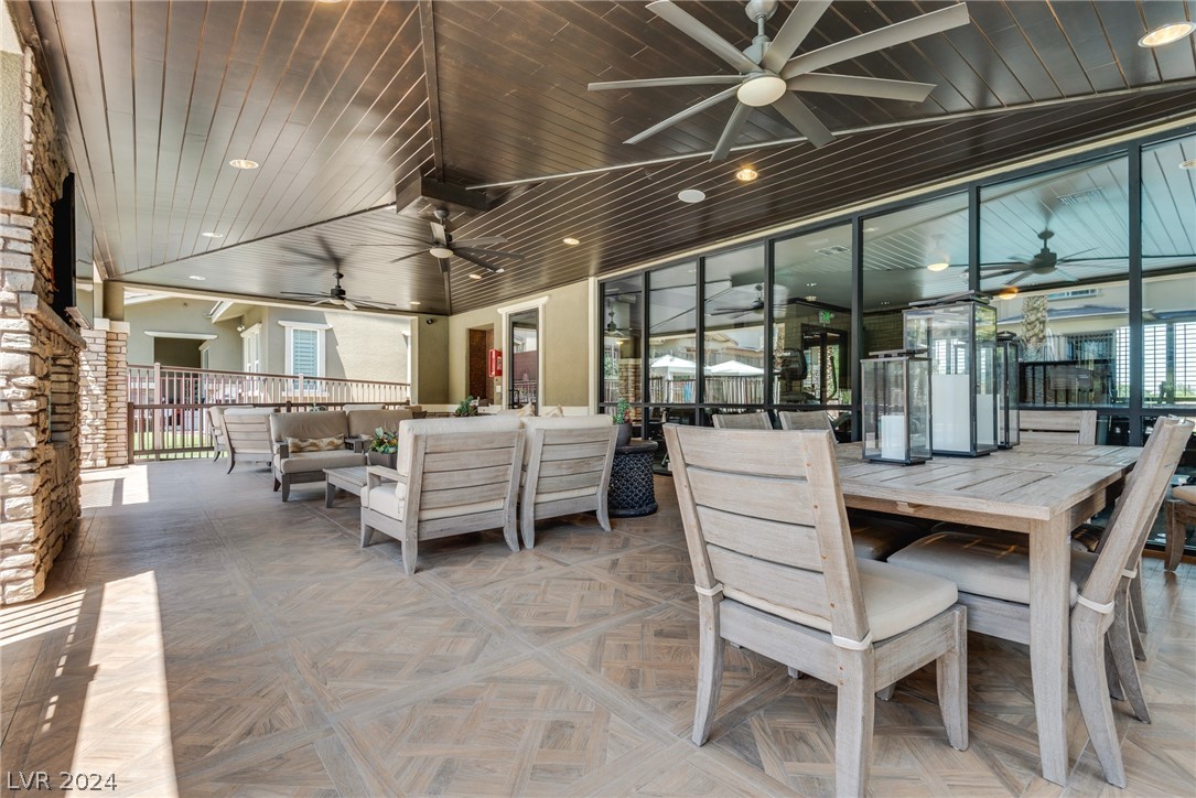 10372 Pescado Lane