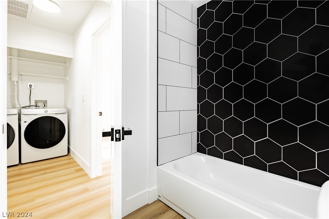 4300 North Lamont Street 216