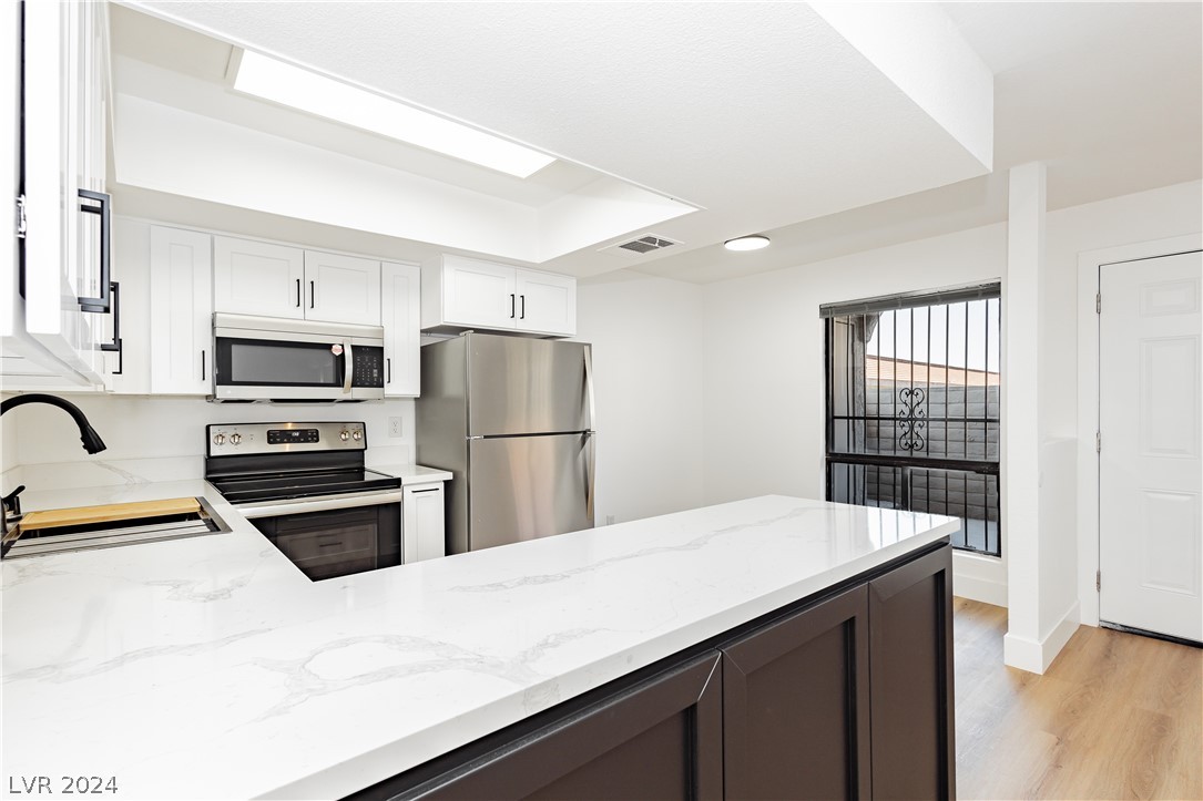 4300 North Lamont Street 216