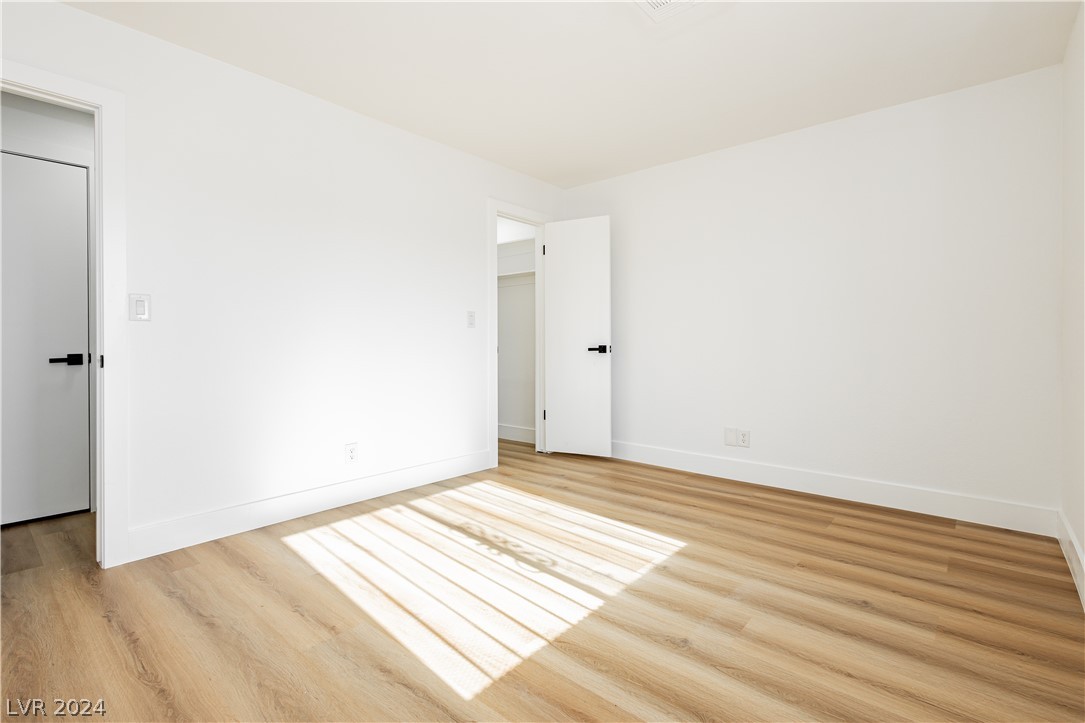 4300 North Lamont Street 216