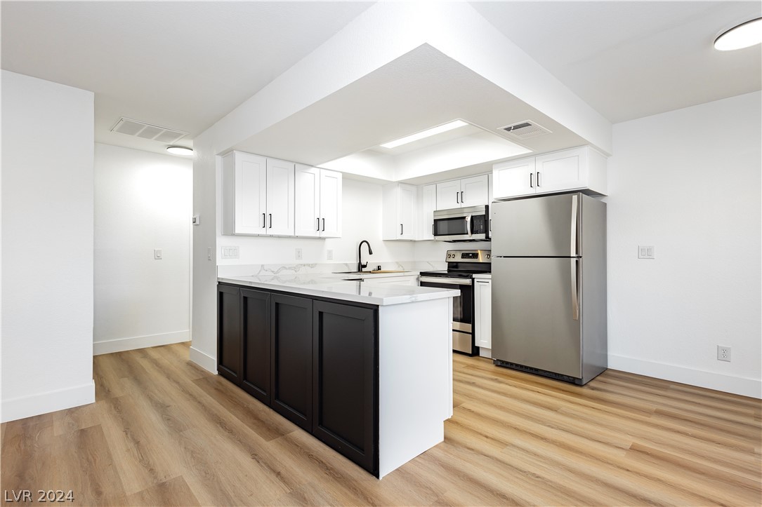 4300 North Lamont Street 216