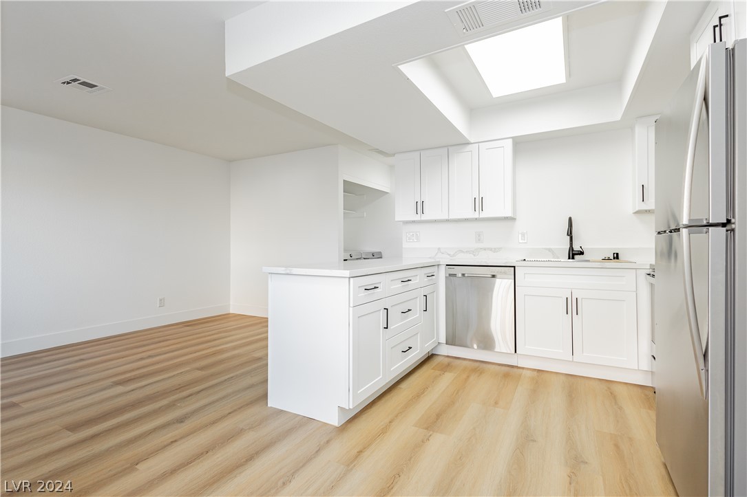 4300 North Lamont Street 216