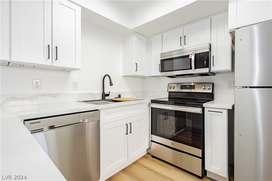 4300 North Lamont Street 216