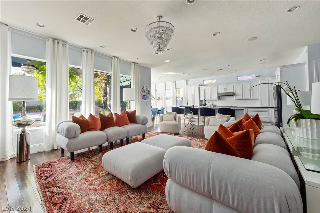 1928 Alcova Ridge Drive