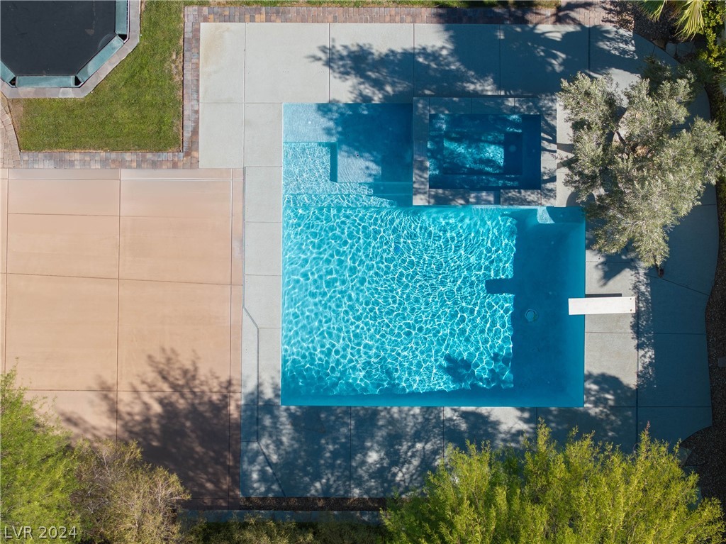 1928 Alcova Ridge Drive