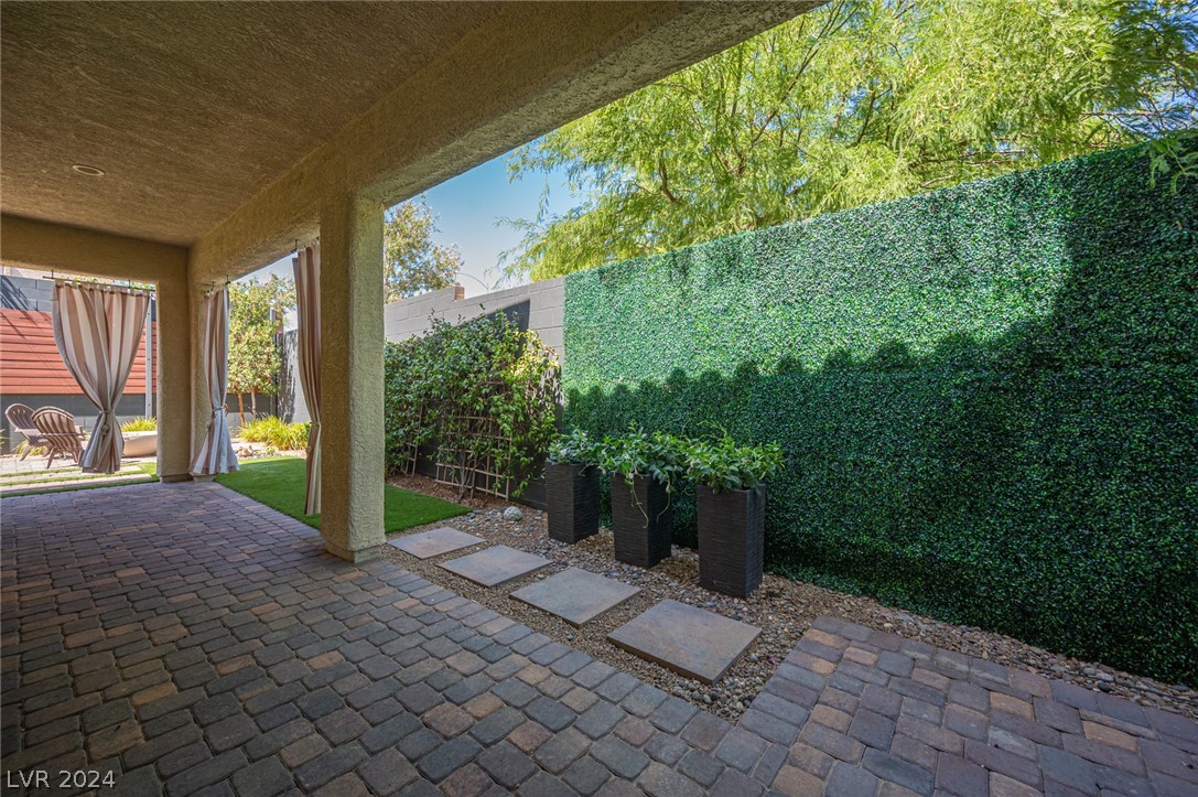 9602 Starfish Reef Way