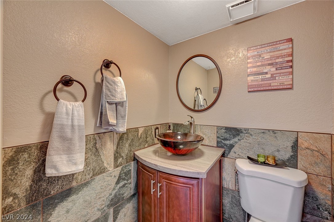 1225 Equestrian Drive