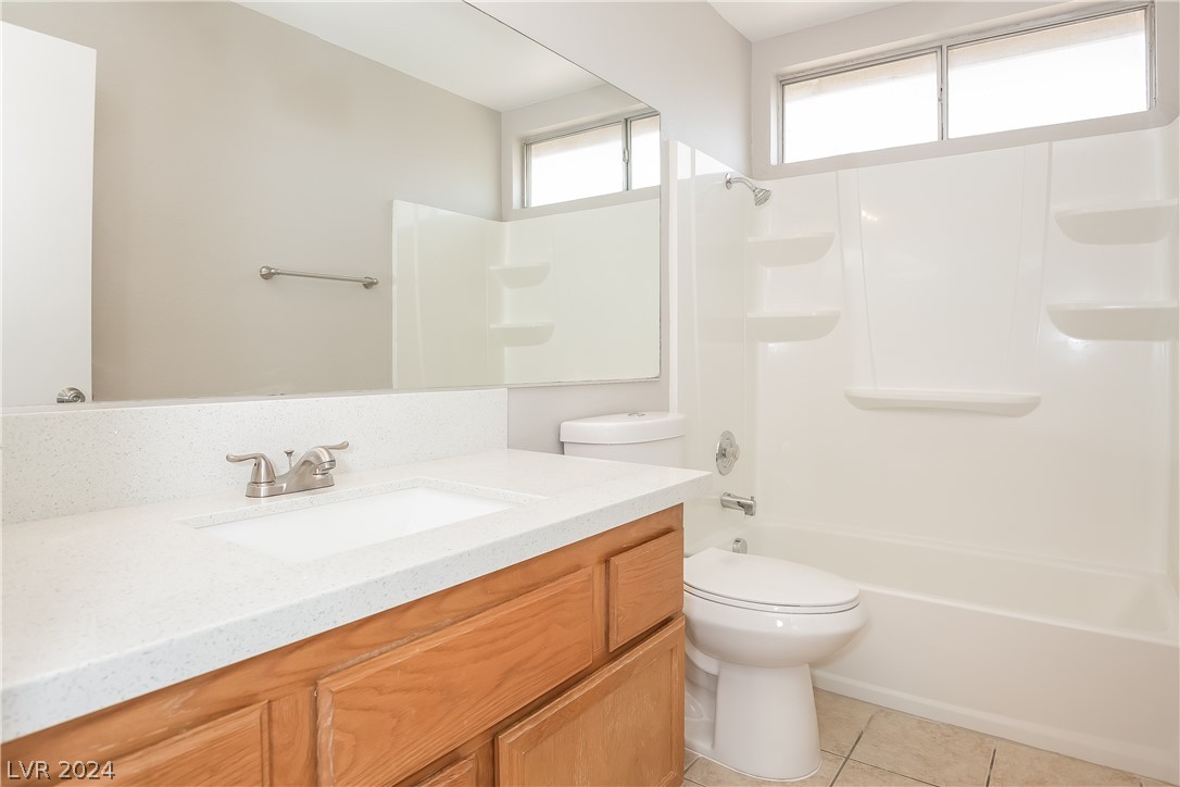 1401 Grey Knoll Circle
