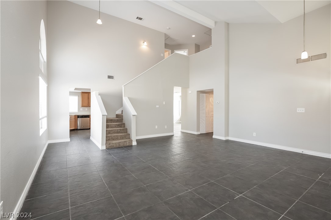 1401 Grey Knoll Circle