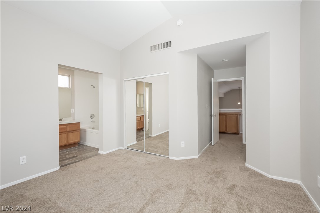 1401 Grey Knoll Circle