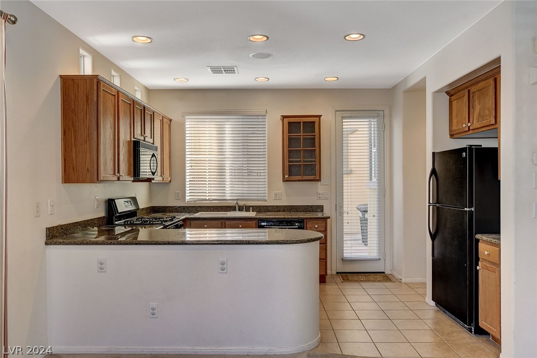 2366 Malaga Peak Street
