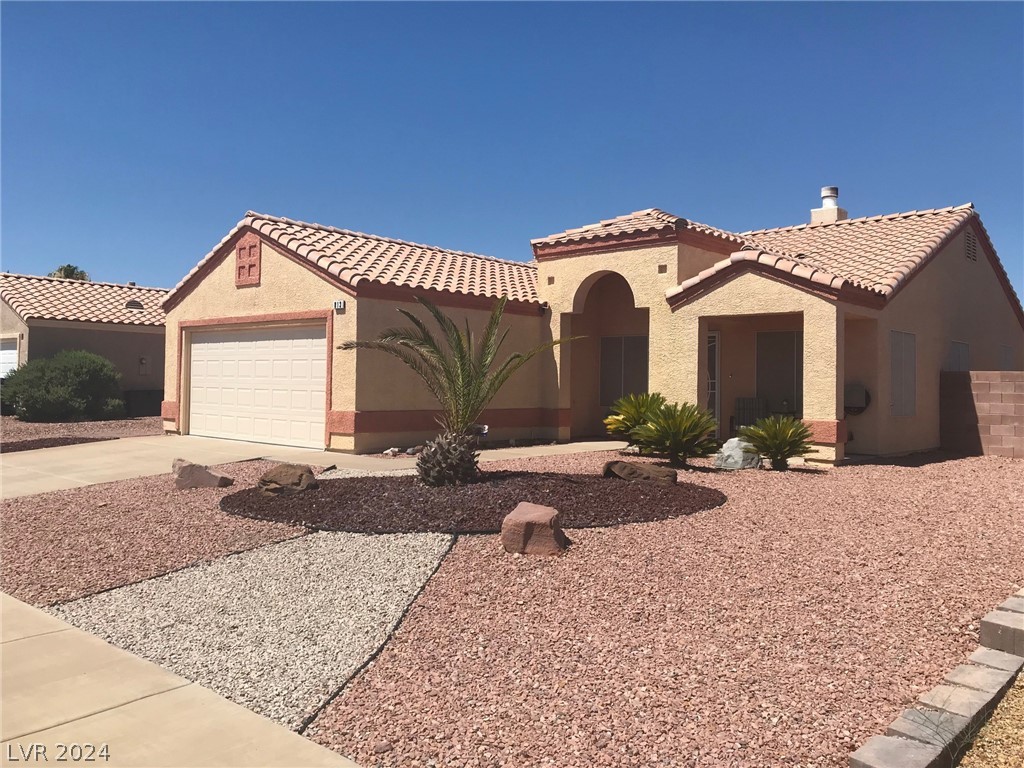 813 Mesa Pine Court